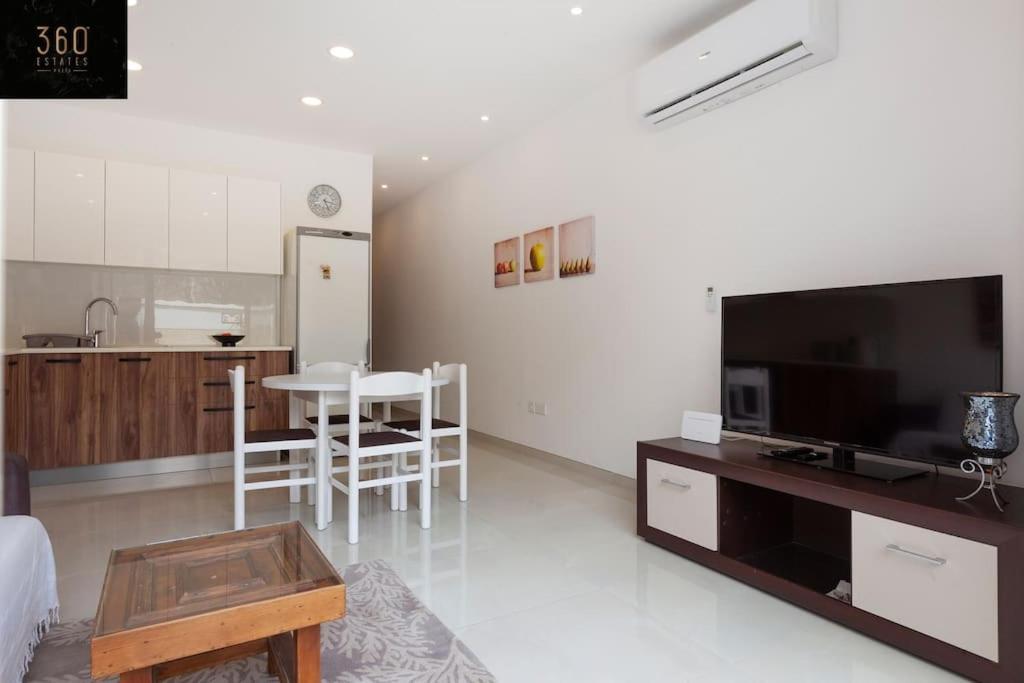 Comfy Apt With Terrace, 5 Mins To Sliema Ferries By 360 Estates Gzira Luaran gambar