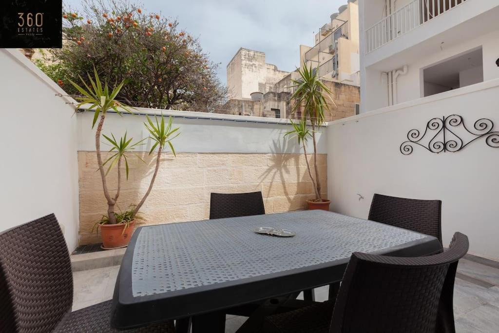 Comfy Apt With Terrace, 5 Mins To Sliema Ferries By 360 Estates Gzira Luaran gambar